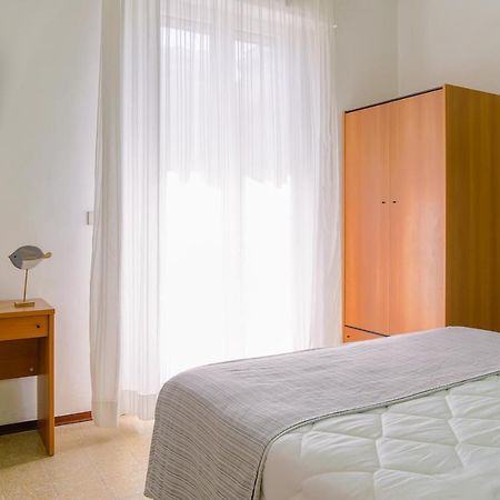Hotel Mon Pays Rimini Extérieur photo