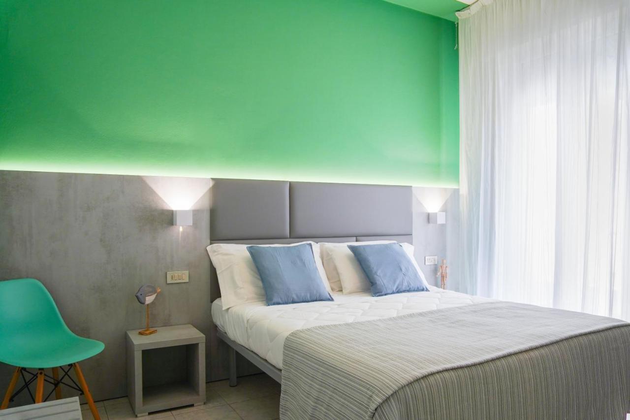 Hotel Mon Pays Rimini Extérieur photo